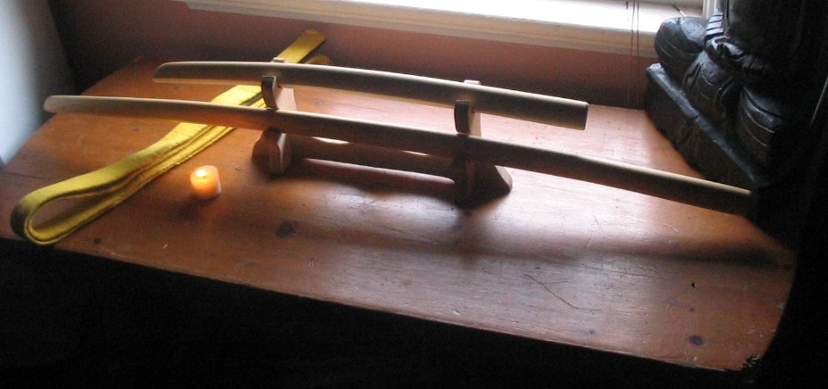 İki ahşap bokutō